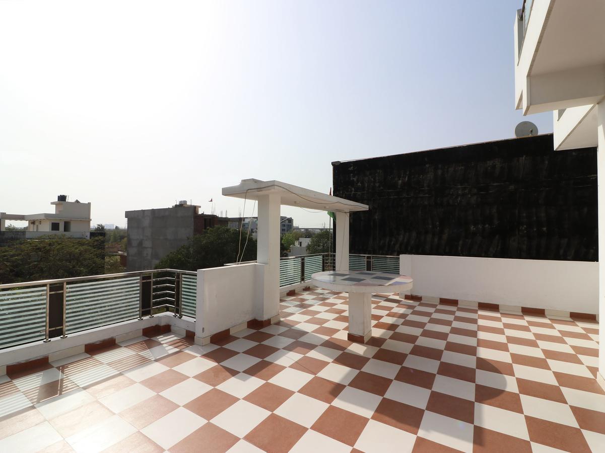 The Abodes House Hotel Greater Noida Exterior foto