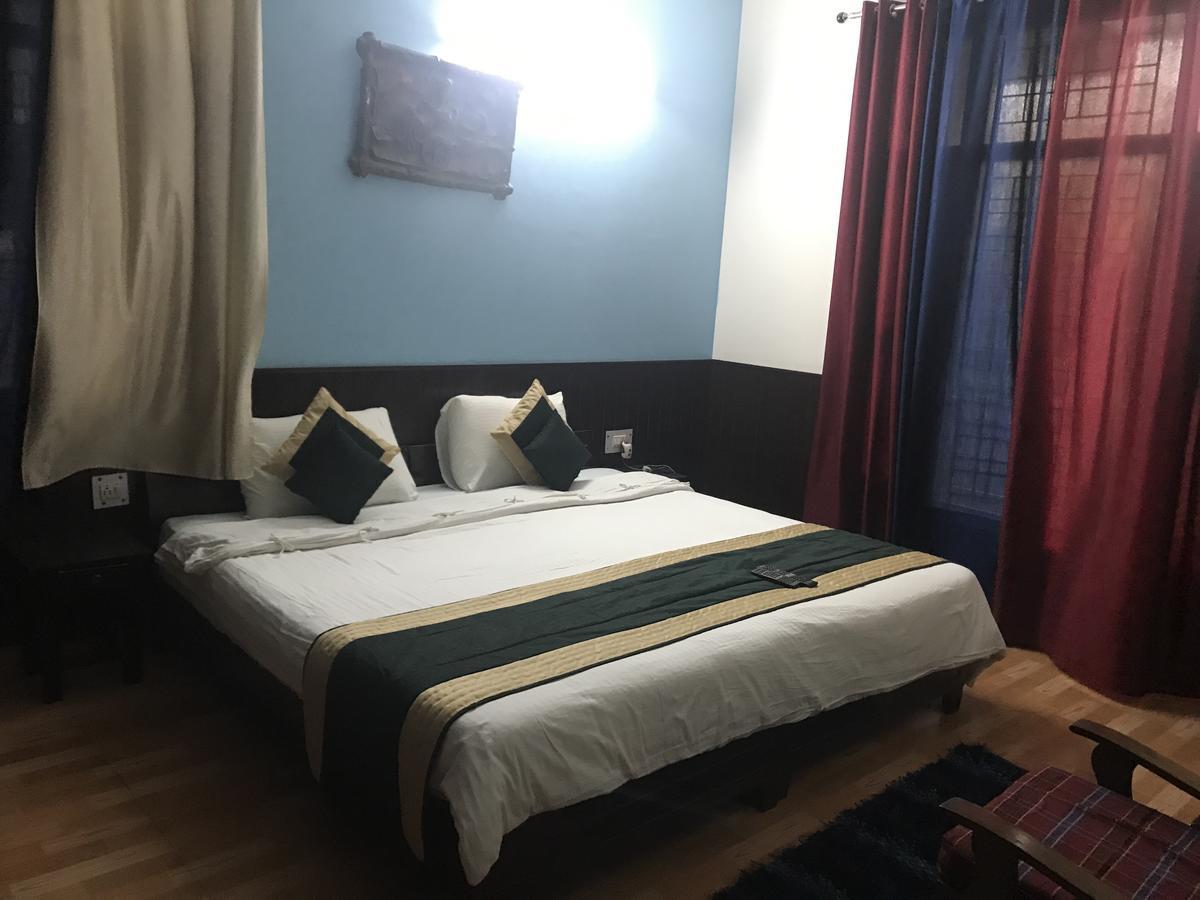 The Abodes House Hotel Greater Noida Exterior foto