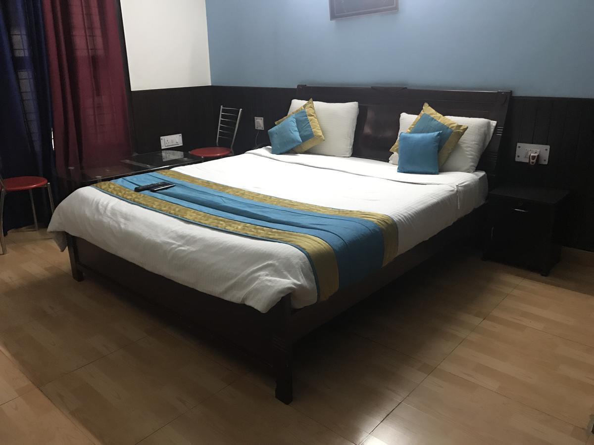 The Abodes House Hotel Greater Noida Exterior foto